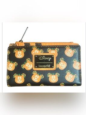 Disney Loungefly  Mickey Mouse jack-o’-lantern
